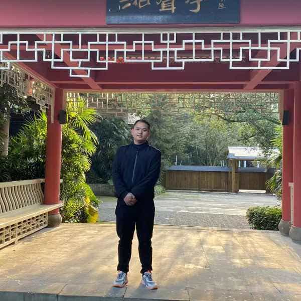 31岁岁重庆单身帅哥 - 贵阳吉缘网